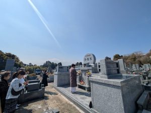 はるひがんのくようさいのようす